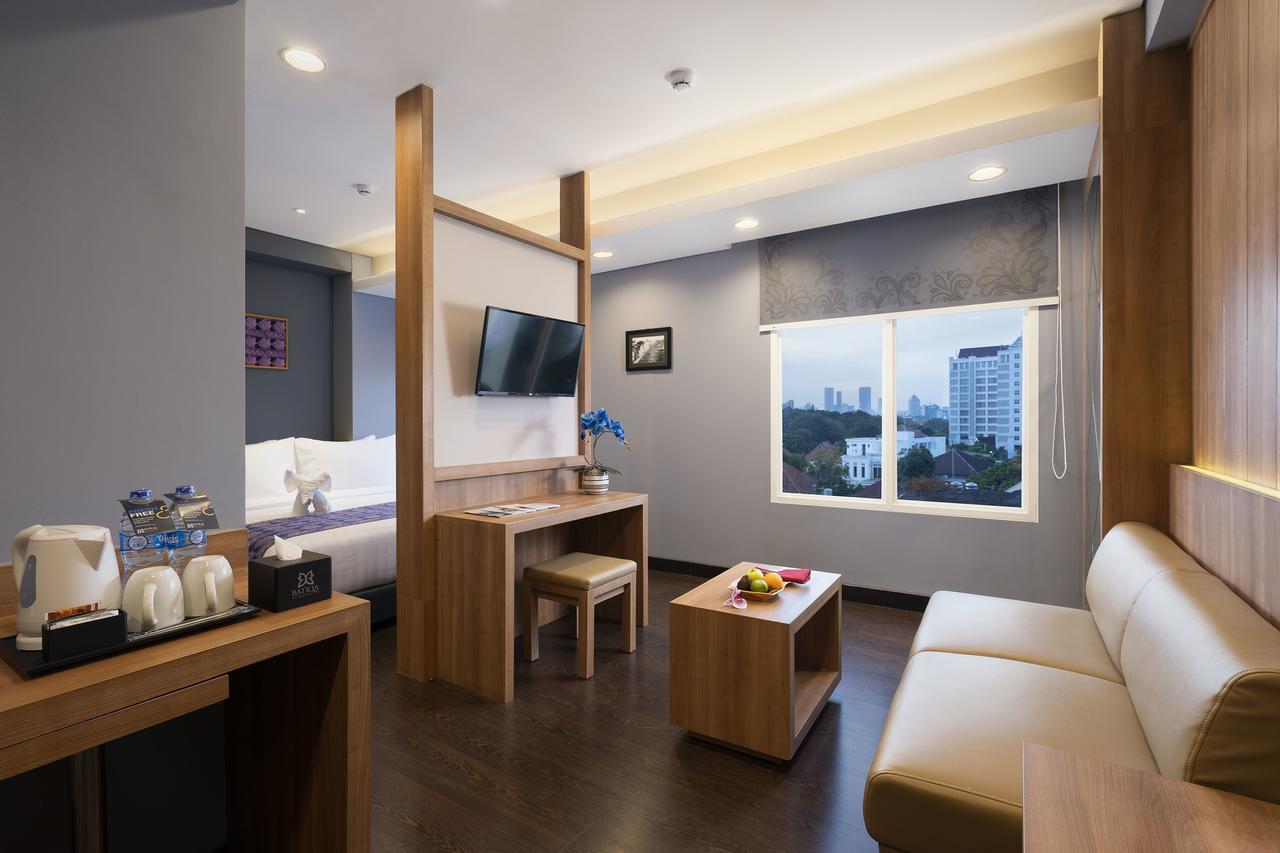 Batiqa Hotel Darmo - Surabaya Exteriör bild