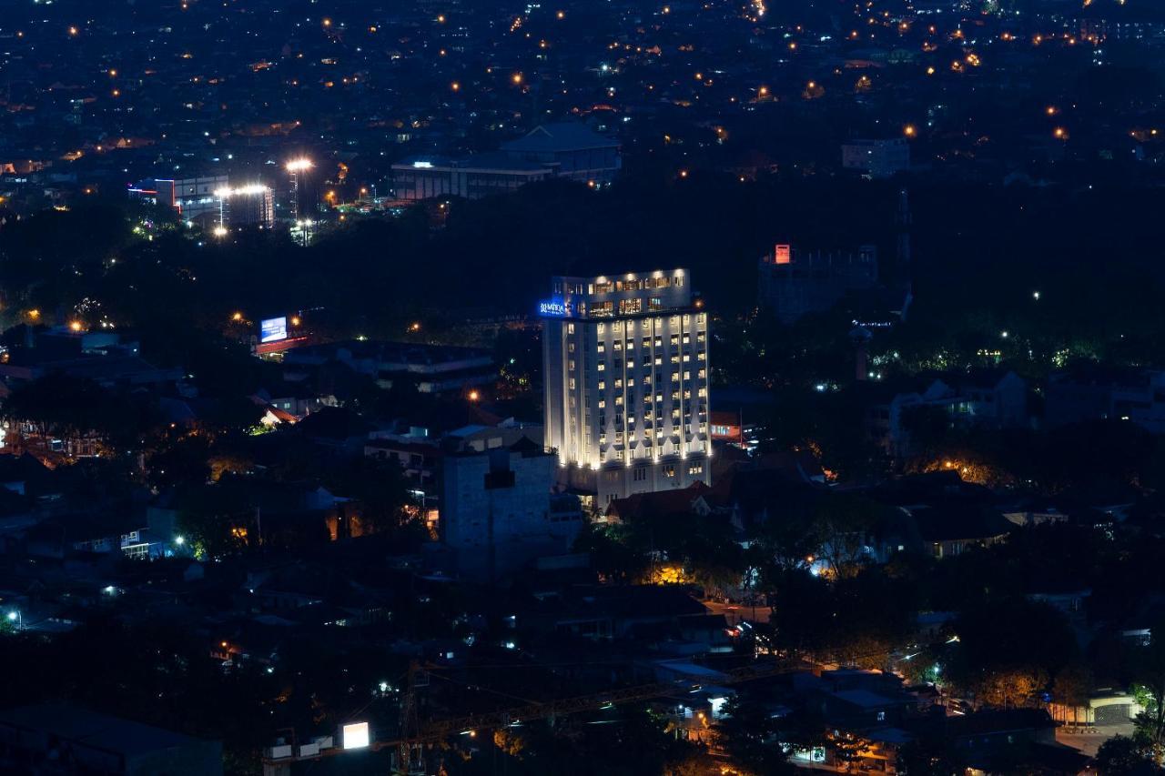 Batiqa Hotel Darmo - Surabaya Exteriör bild